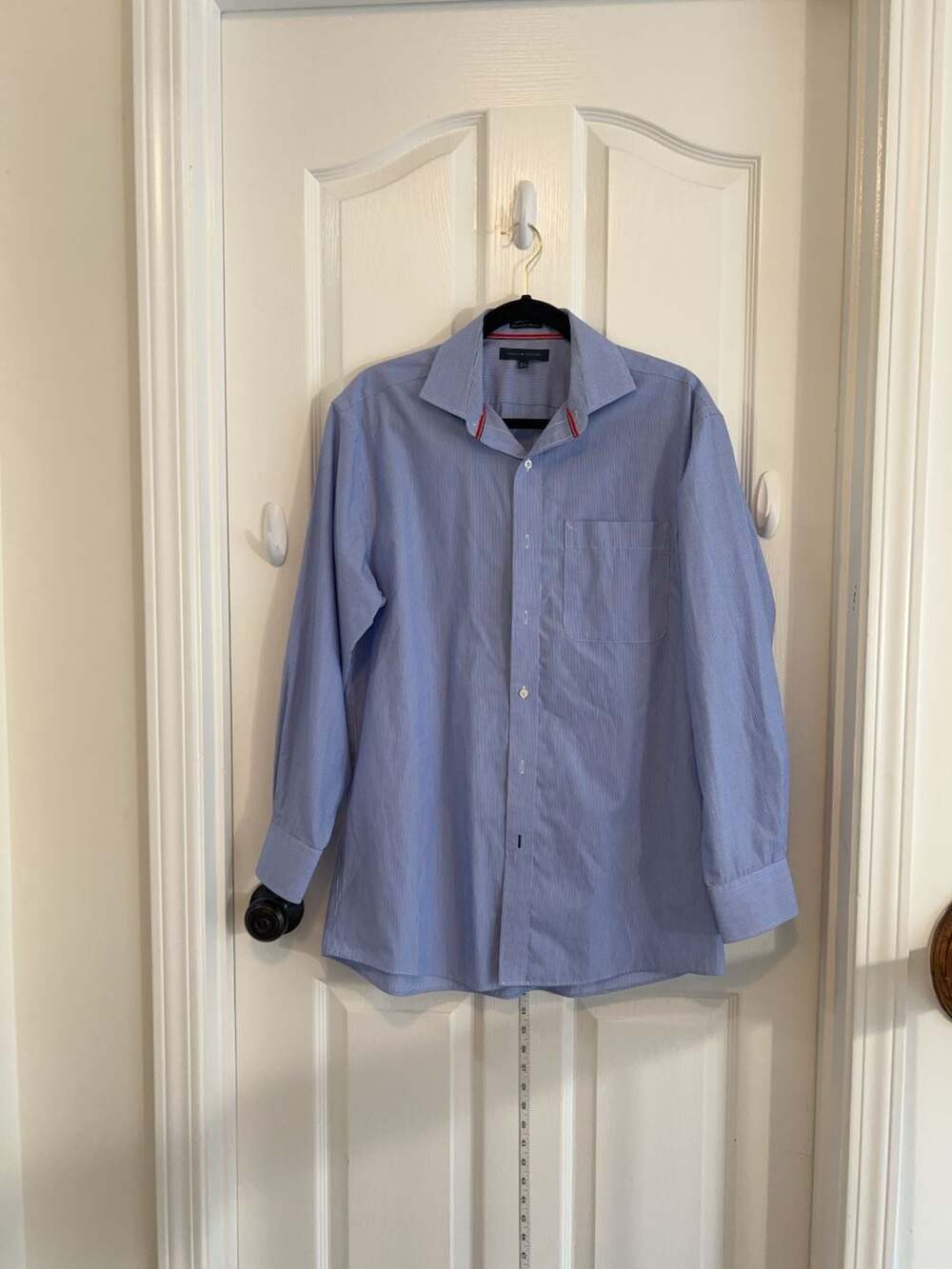Tommy Hilfiger Regular Fit Non-Iron Striped Dress Shirt 15-1/2 32-33
